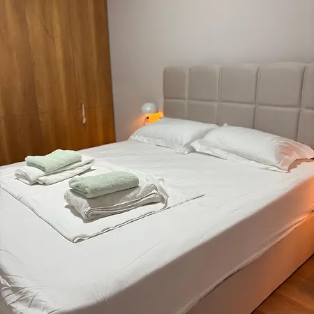 Apartamento Sunkissed Sky - Qerret - New Modern *