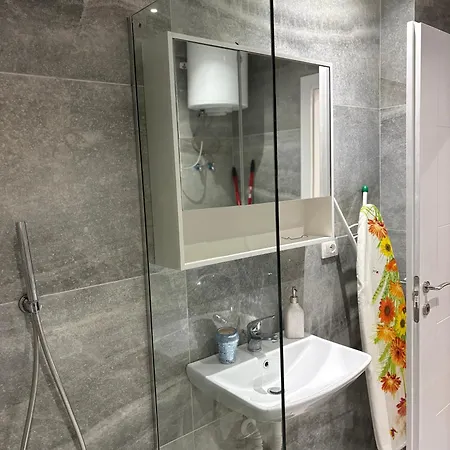 Apartamento Sunkissed Sky - Qerret - New Modern Golem (Tirana)