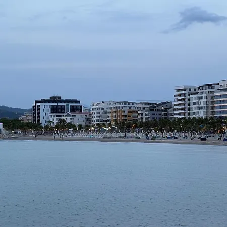 Apartamento Sunkissed Sky - Qerret - New Modern